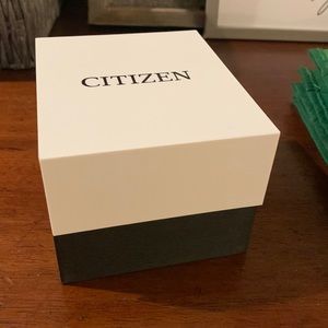 Citizen watch box